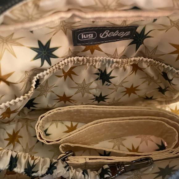 Lug Bebop champagne Bag with free heart pouch NWOT - Picture 4 of 4